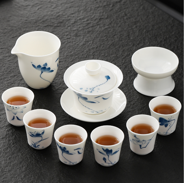 桃18园 手绘釉下彩盖碗茶具套装（光波共振能量技术）